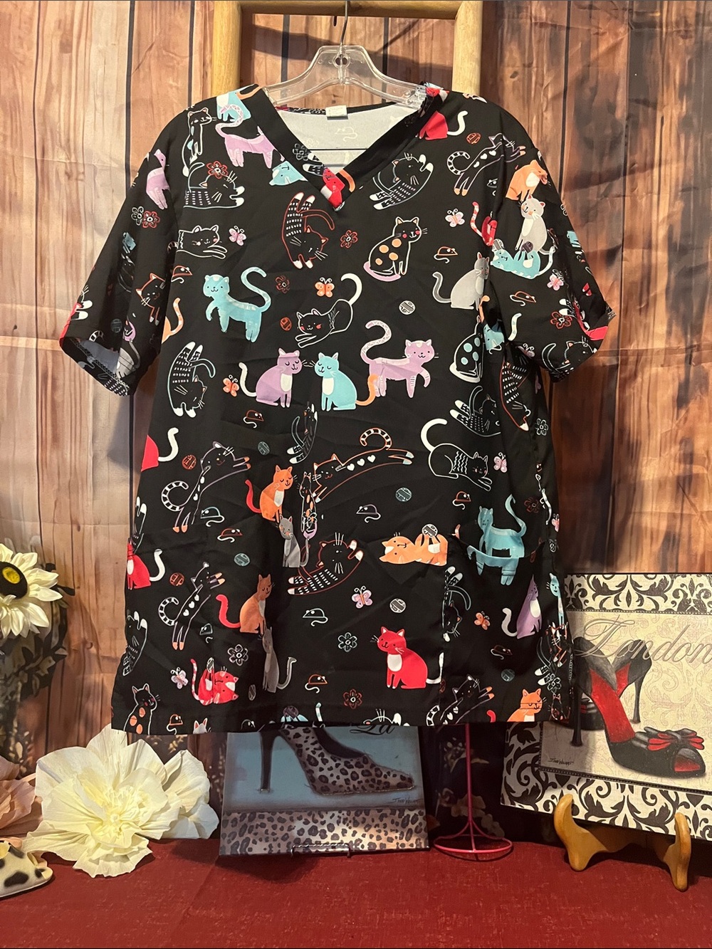 Source Unknown Black Cat & Multicolor Cats Print Scrub Top
